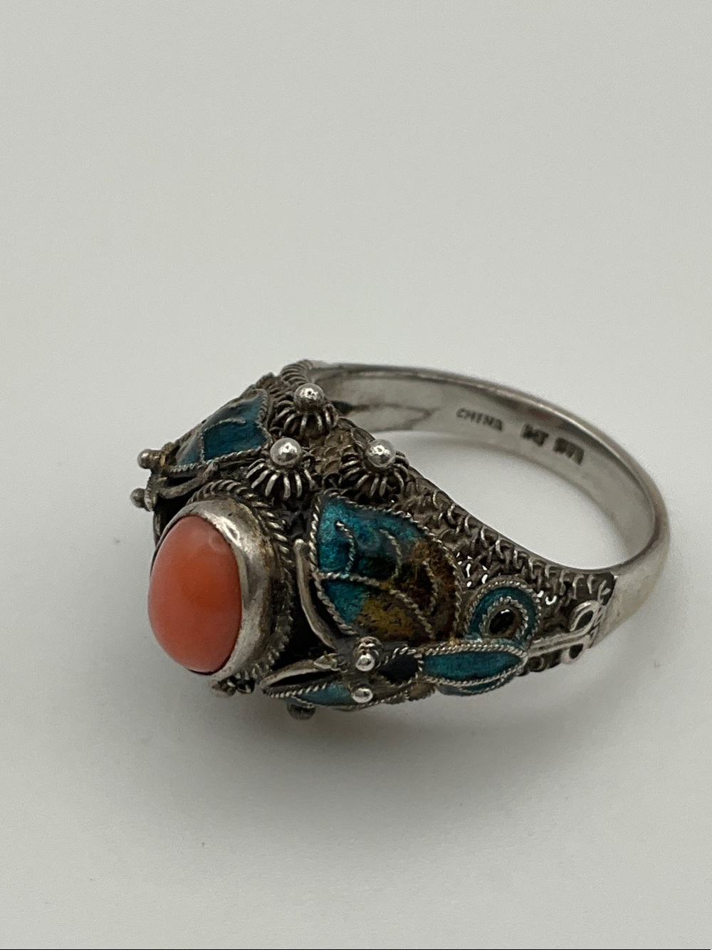 Vintage Coral Cabochon Filigree Ring with Turquoise Enamel Accents